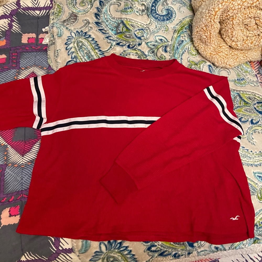 HOLLISTER long sleeve red tee shirt